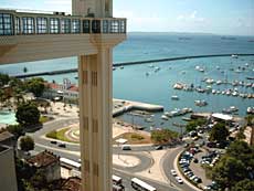 Elevatoren og udsigt over Nautico Marina